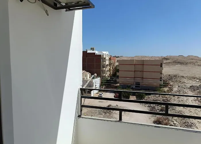 كاملة بغرفتي نوم Apartment *